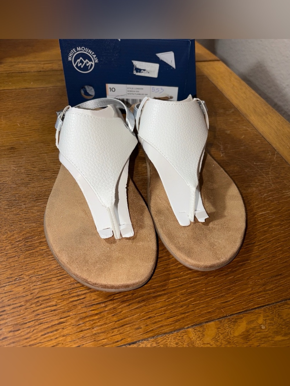White Mountain Shoes London Women's 10 Flat Sandal